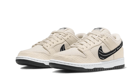 Nike SB Dunk Low Albino & Preto - Bricks Club