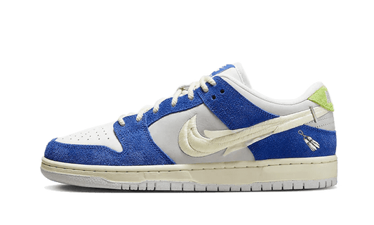 Nike SB Dunk Low Pro QS Fly Streetwear - Bricks Club