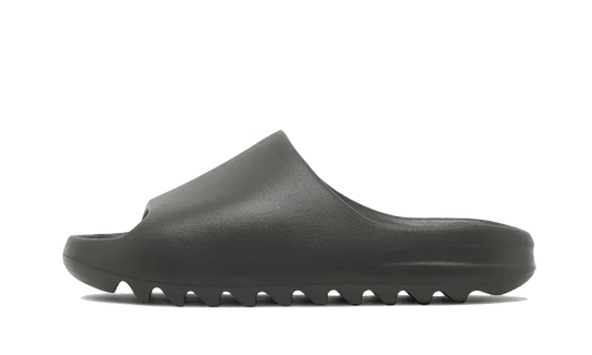 Yeezy Slide Dark Onyx - Bricks Club