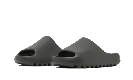 Yeezy Slide Dark Onyx - Bricks Club